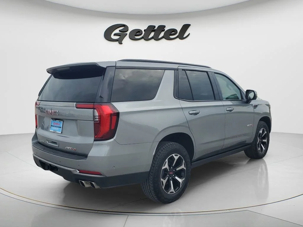 Used 2025 Sterling Metallic GMC AT4 image 5