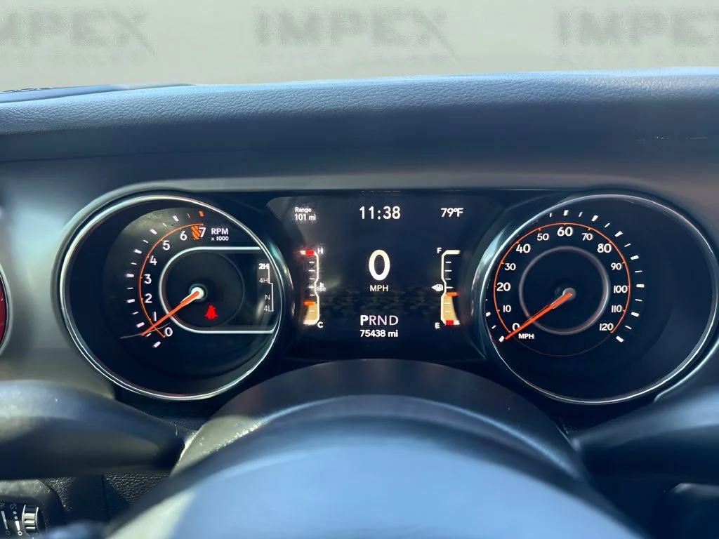 Used 2020 Red Jeep Sport image 19
