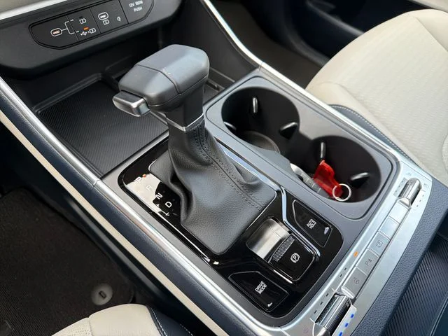 New 2026 Ceramic Silver Kia SX Prestige image 15