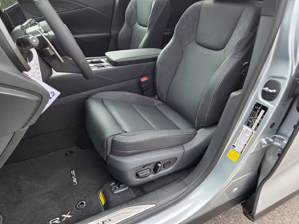 2026 Lexus RX 350 Luxury - Photo 6