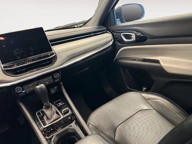 Used 2023 Black Jeep Limited image 11