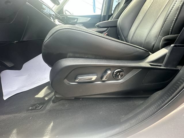 Used 2023 Silver Acura w/Technology Package image 38