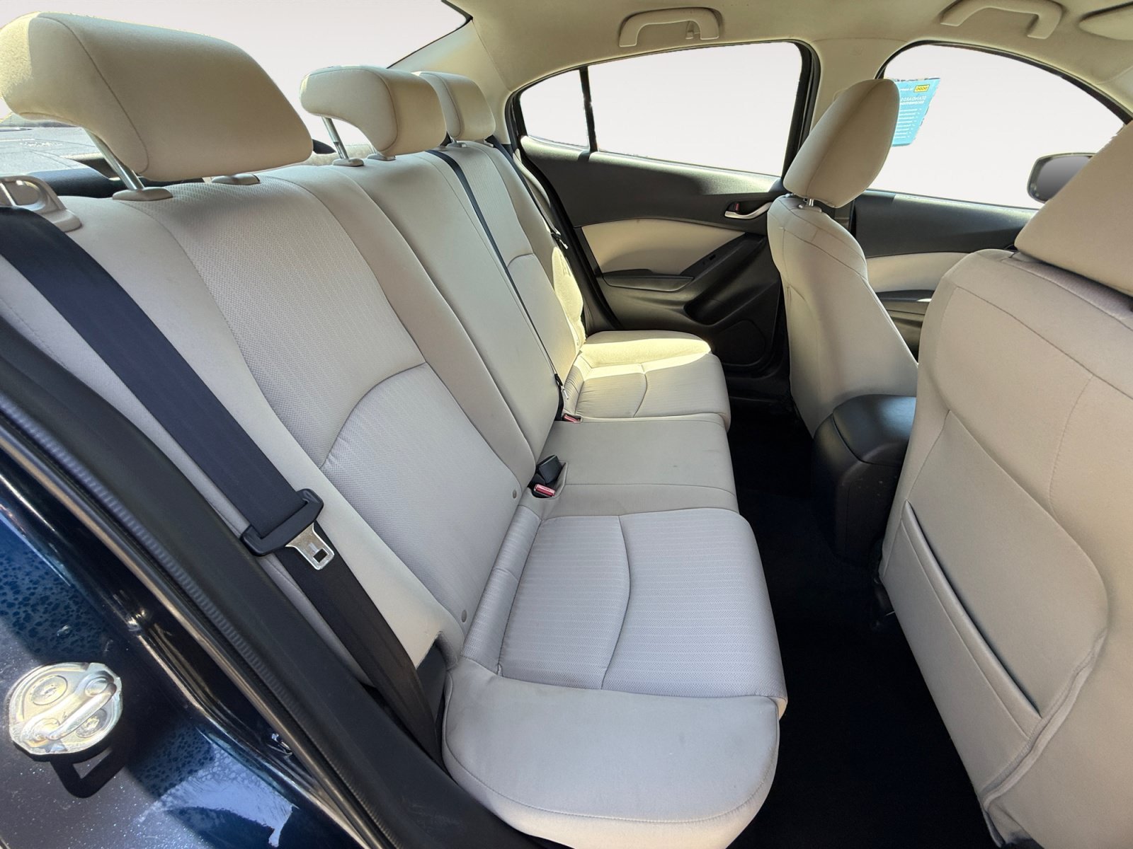 Used 2015 Crystal Blue Mazda i Sport image 18