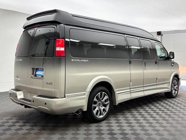 Used 2022 Onyx Black GMC Explorer Limited SE image 8