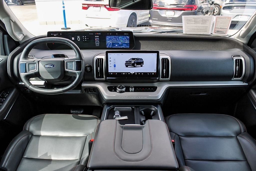 Used 2025 Black Metallic Ford Active image 13