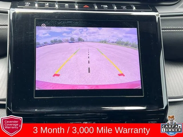 Used 2023 Red Jeep Altitude image 9