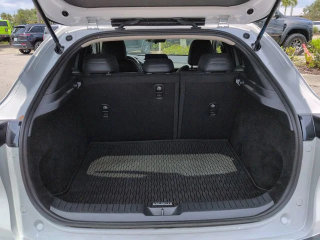 Used 2024 White Mazda 2.5 S Select Sport image 13