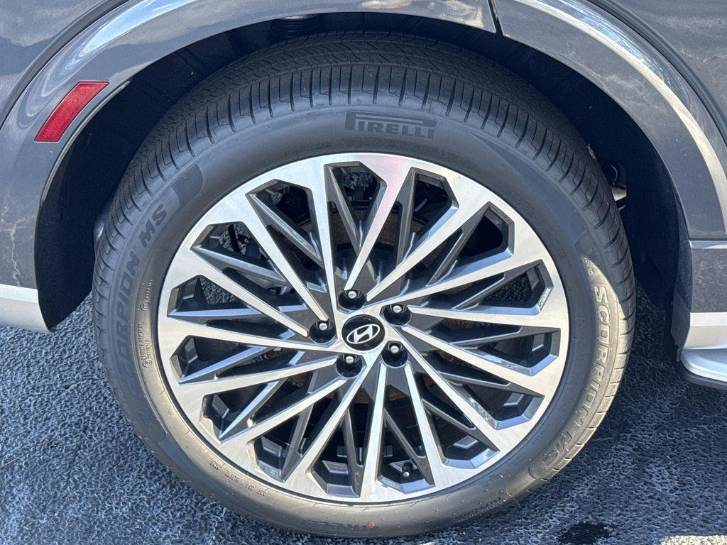 New 2026 Gray Hyundai Calligraphy FWD image 17