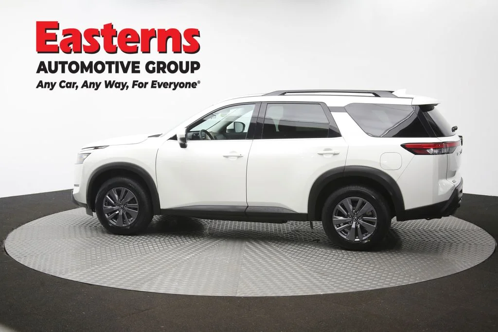 Used 2023 White Nissan SV image 64