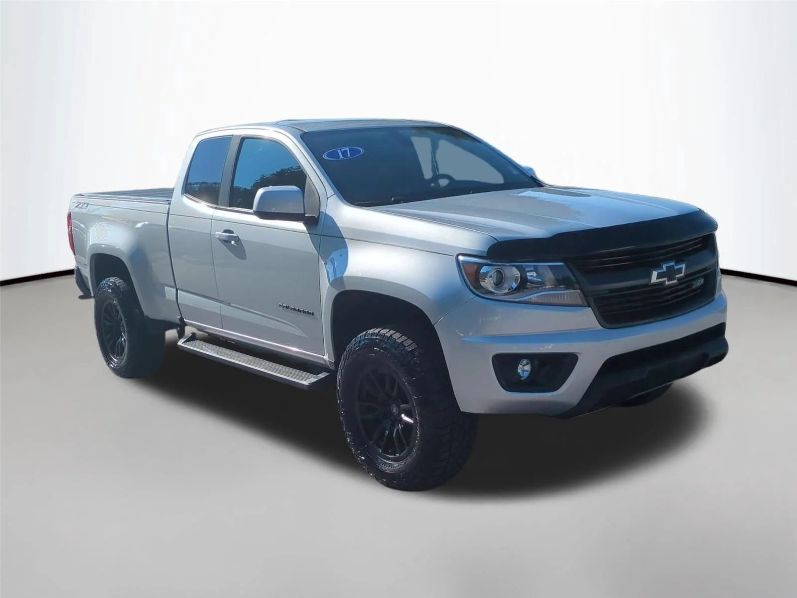 Used 2017 Summit White Chevrolet 4WD Z71 image 7