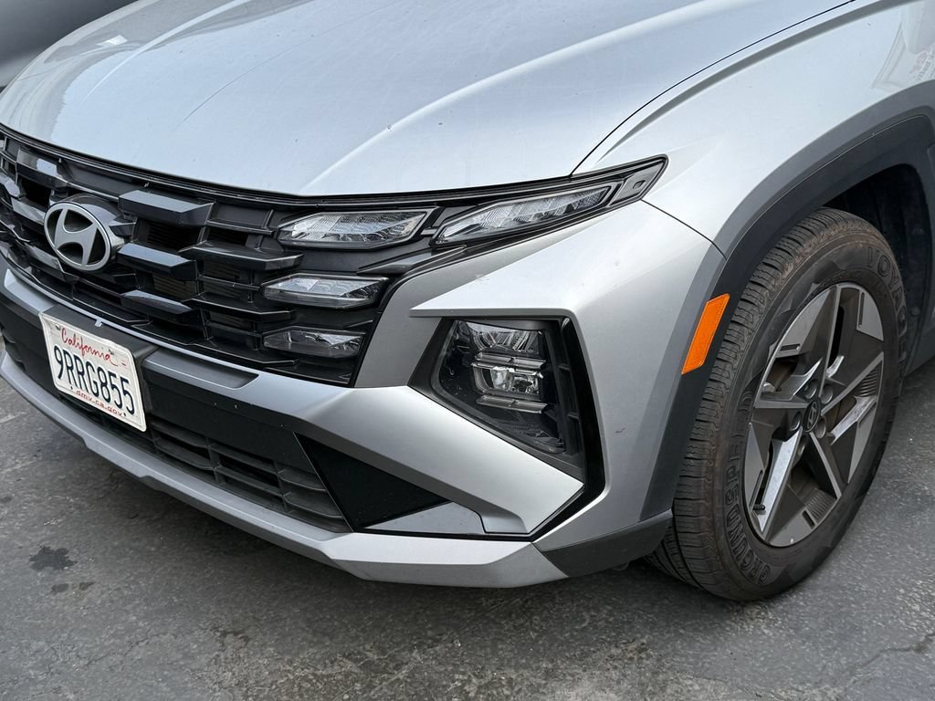 Used 2025 Silver Hyundai SEL image 11
