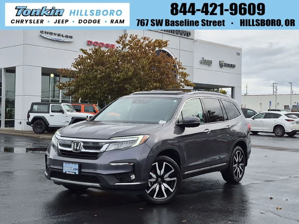 Used 2022 Modern Steel Metallic Honda Touring image 1