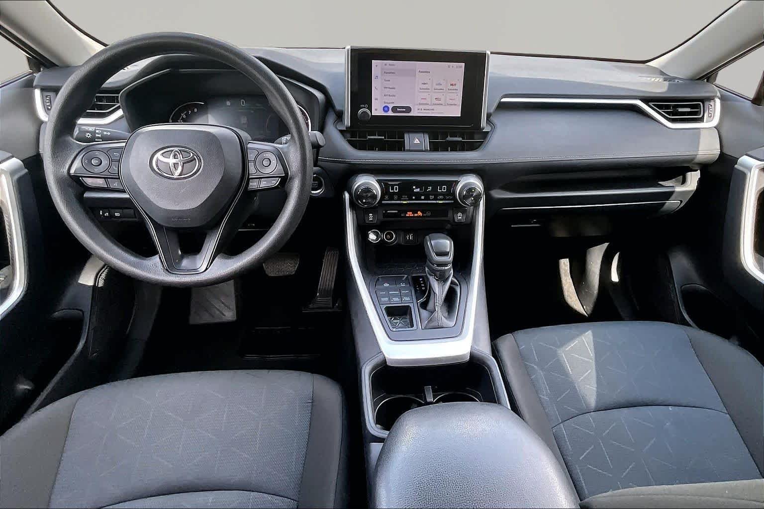 Used 2025 Midnight Black Metallic Toyota XLE image 16