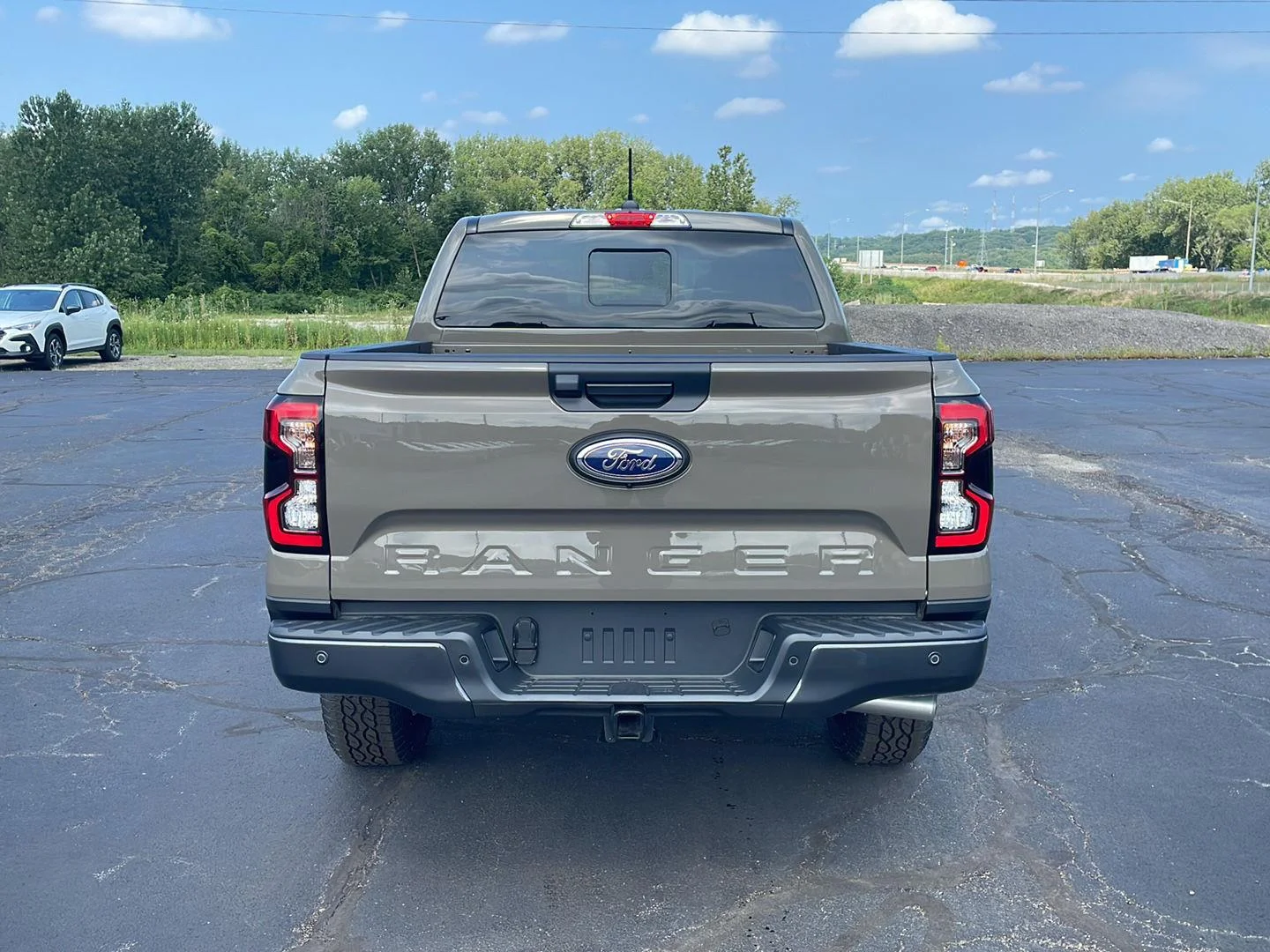 New 2026 Marsh Gray Ford XLT image 4