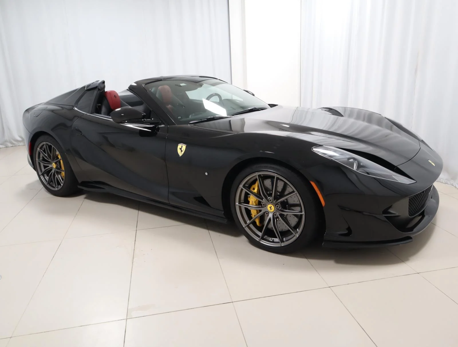 Used 2021 Nero Ferrari Convertible image 7