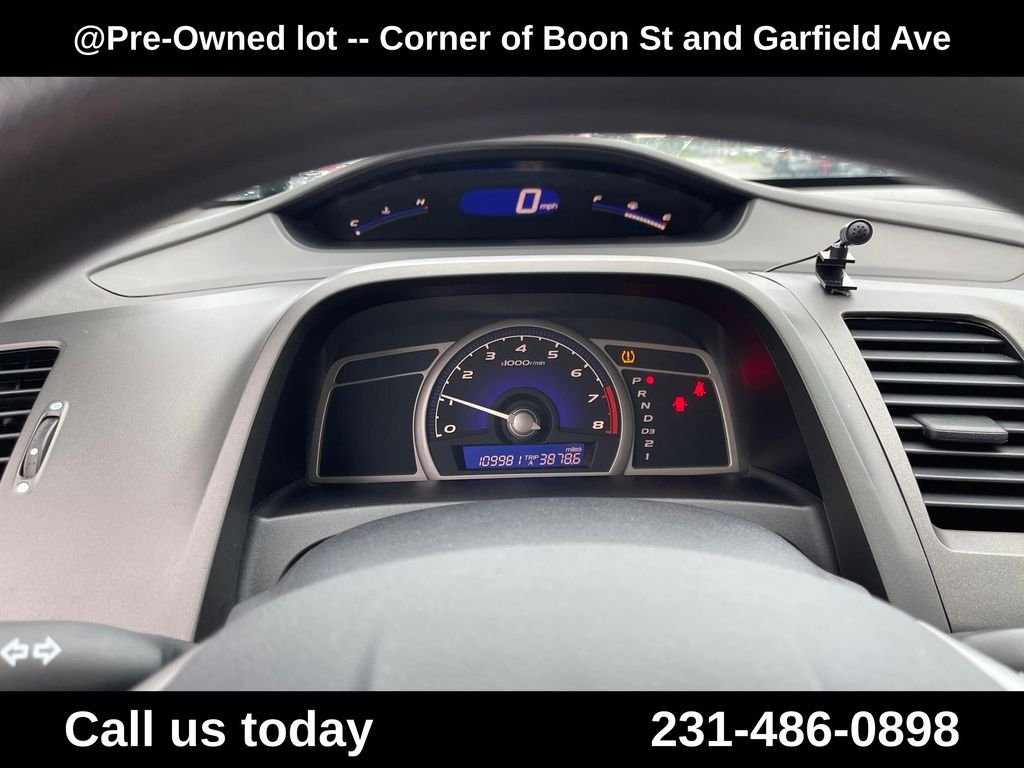 Used 2010  Honda LX image 19