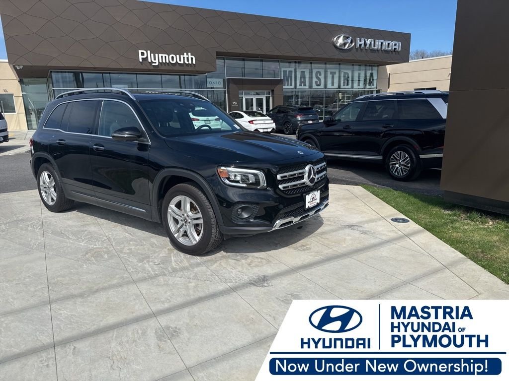 2023 Mercedes-Benz GLB GLB 250 4MATIC's photo