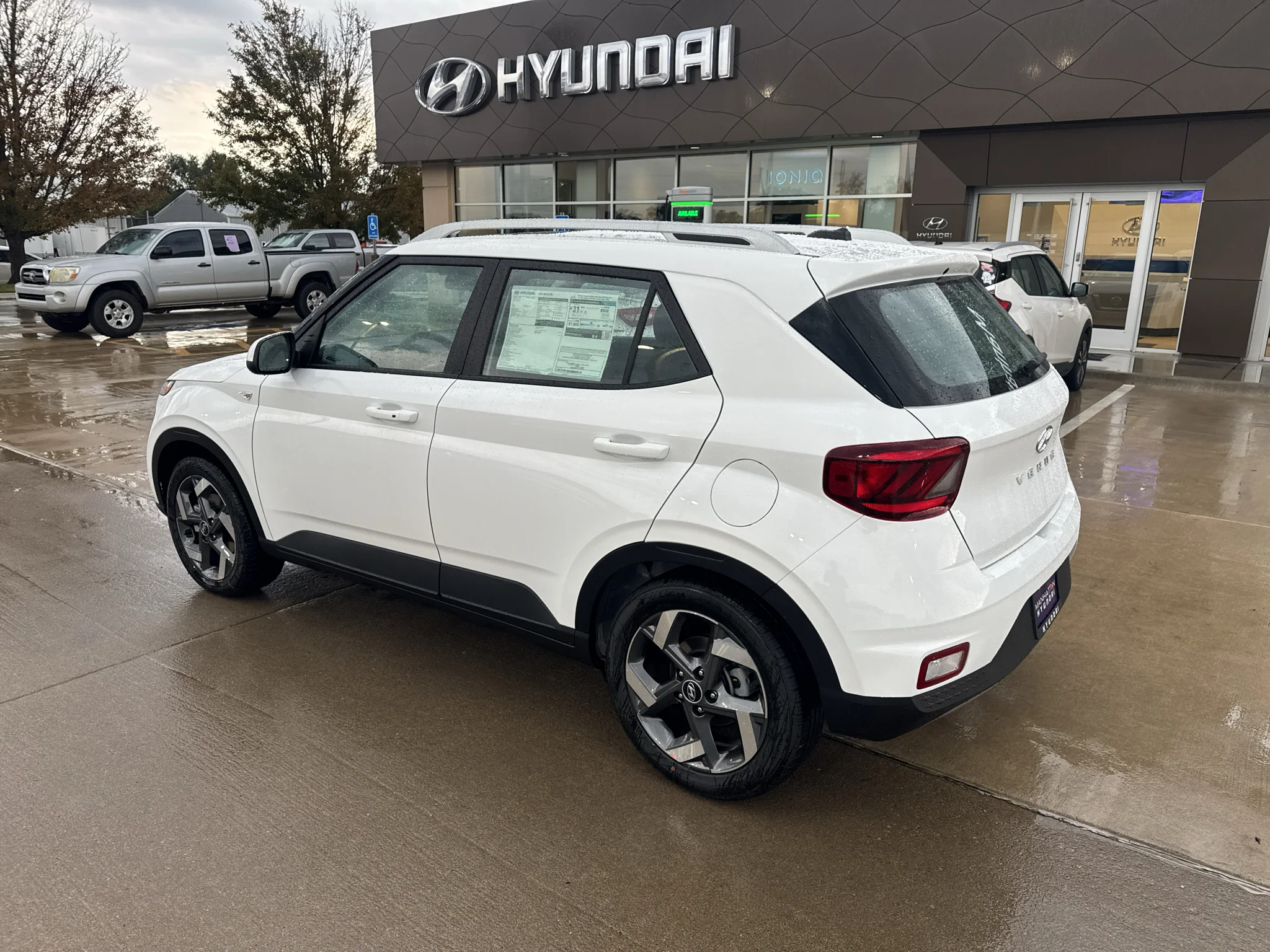 New 2026 Lunar White Hyundai SEL image 3