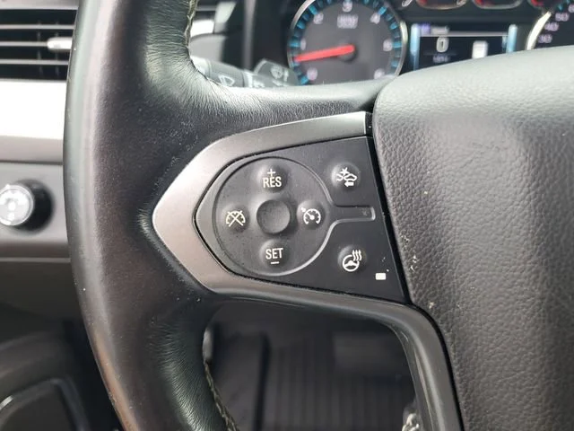 Used 2019 SHADOW GRAY METALLIC Chevrolet Premier image 11