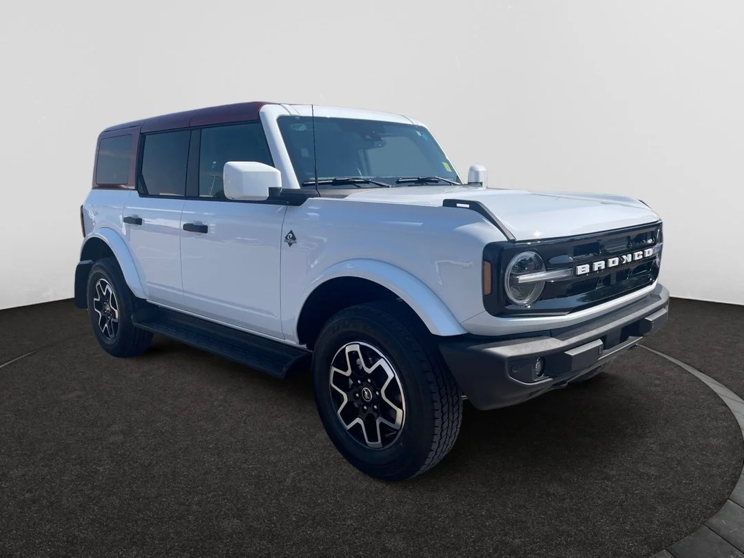 New 2026 Oxford White Ford Outer Banks image 7