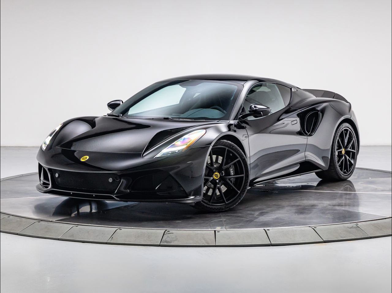 2024 Lotus Emira