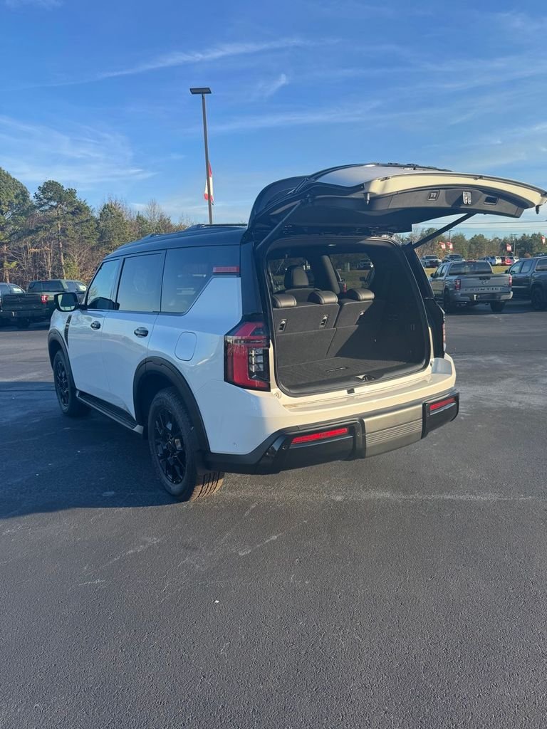 New 2026 Aspen White TriCoat / Super Black Two-tone Nissan PRO-4X® image 19
