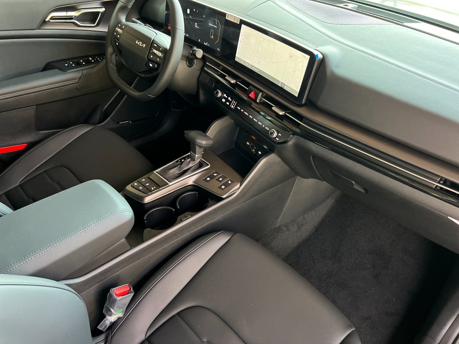 2026 Kia Sportage SX Prestige - Photo 16