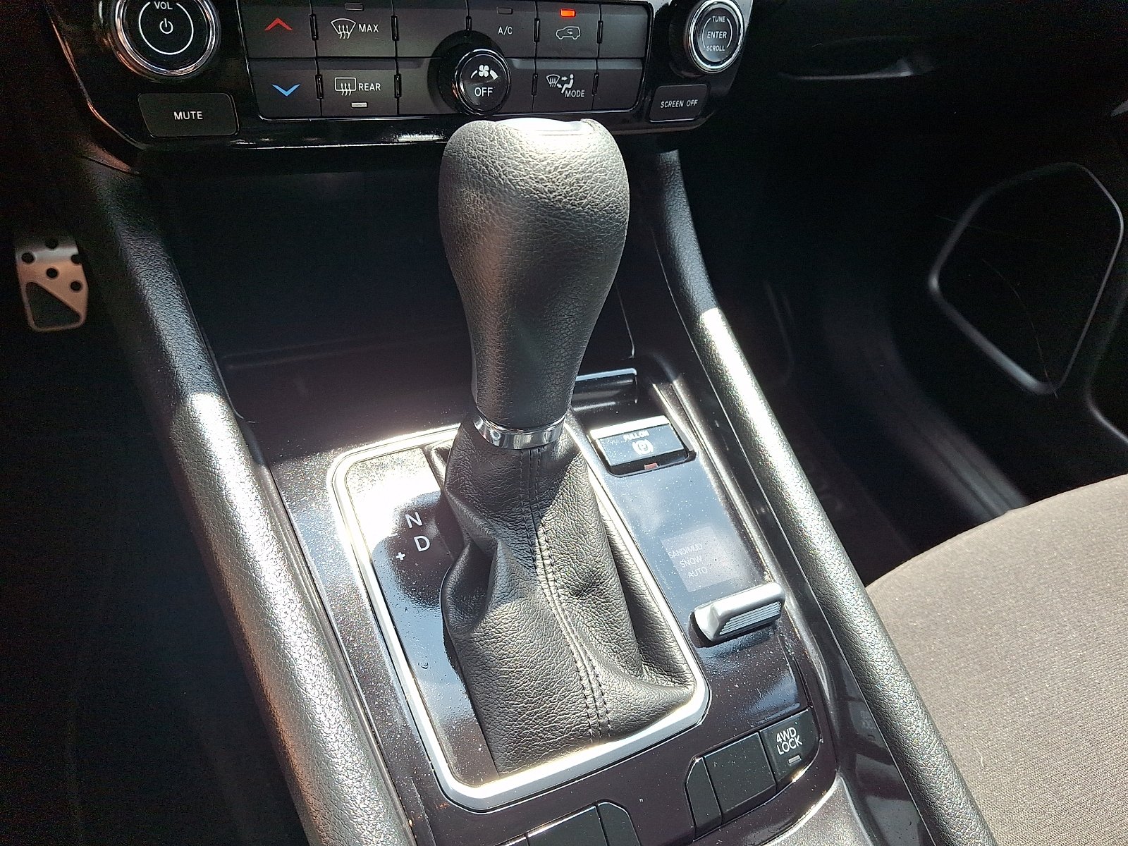 Used 2024 Silver Zynith Metallic Clearcoat Jeep Sport image 14