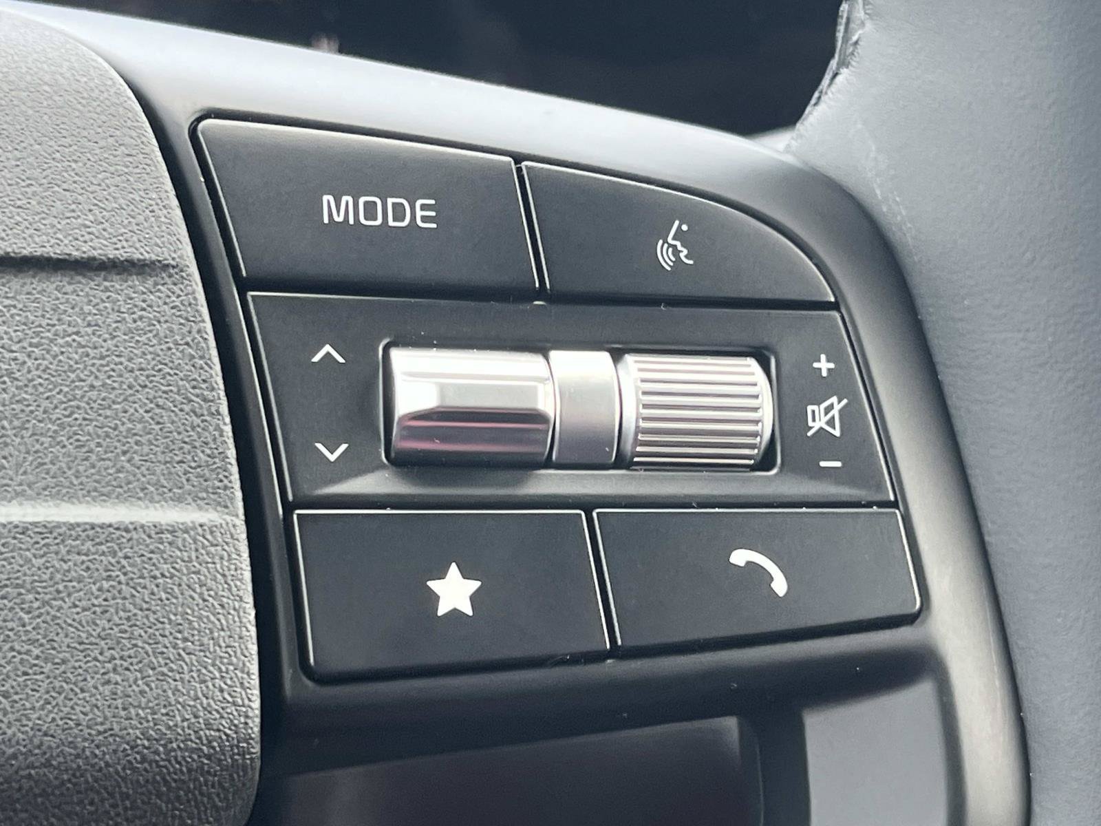 New 2026 Steel Gray Kia LX image 28
