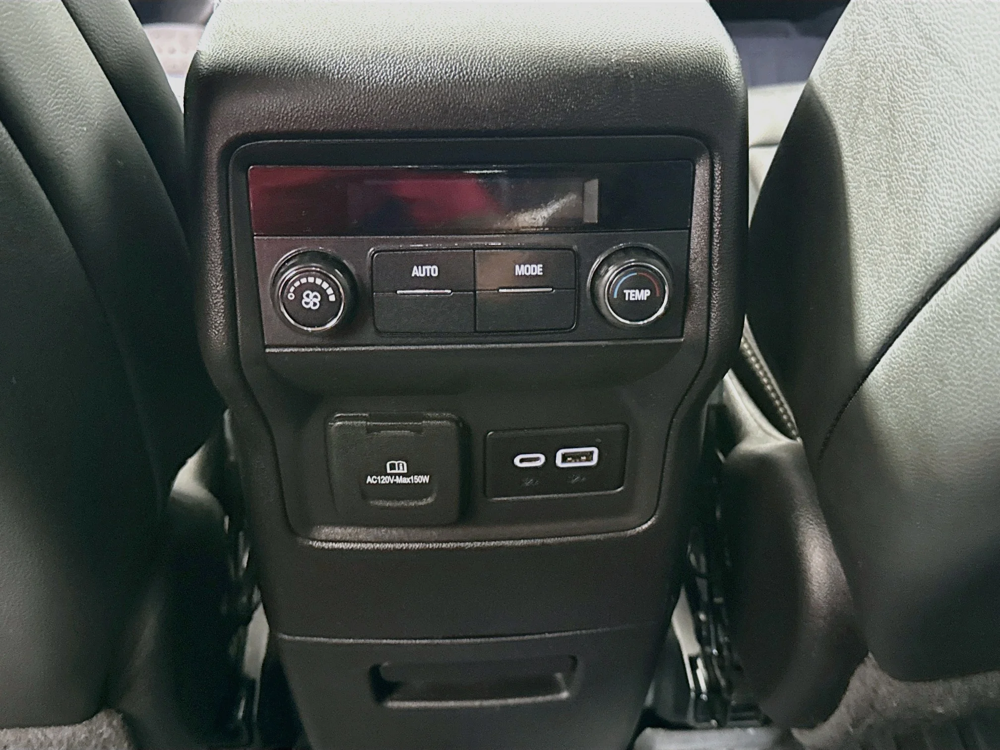 Used 2020 Dark Sky Metallic GMC SLT image 25