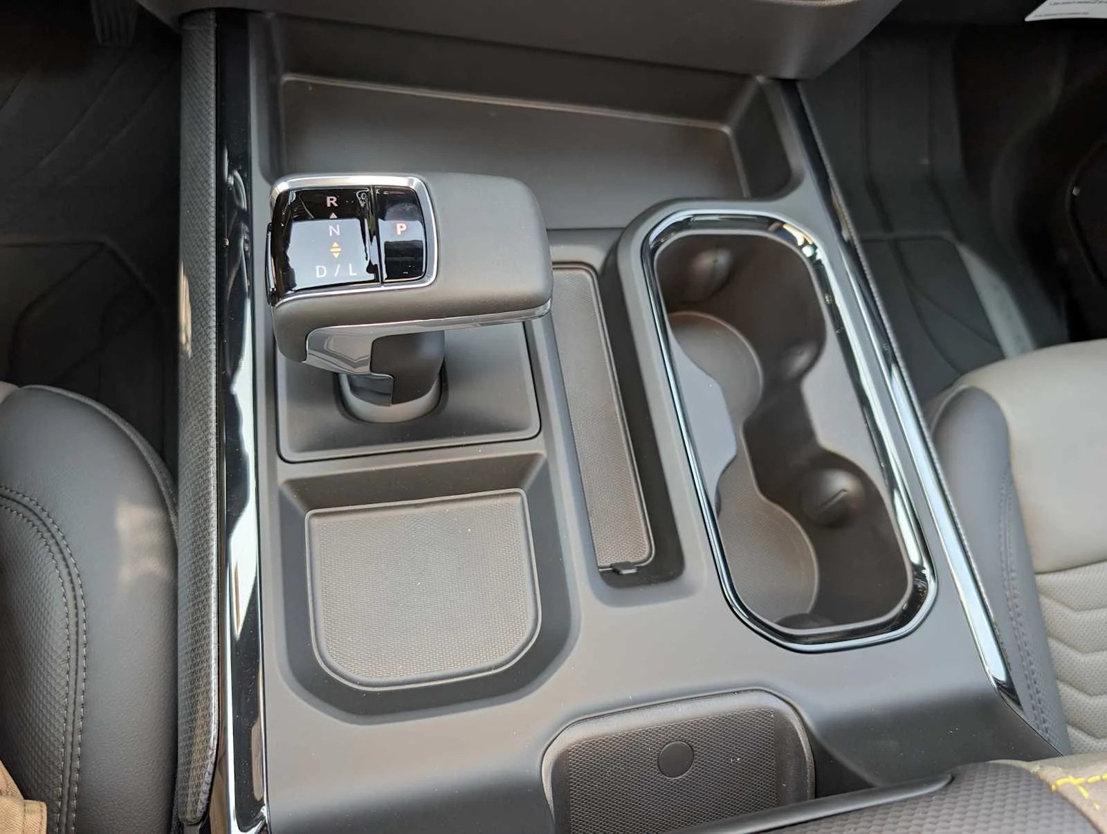 2026 Chevrolet Silverado 1500 ZR2 - Photo 27