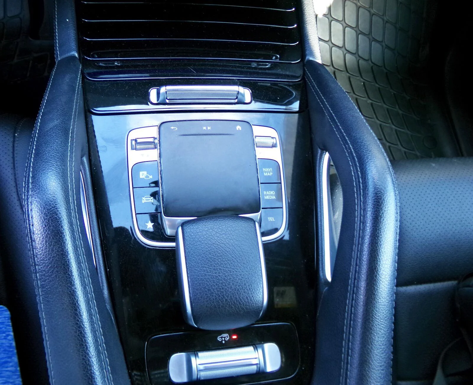 Used 2020 Black Mercedes-Benz GLS 450 image 13