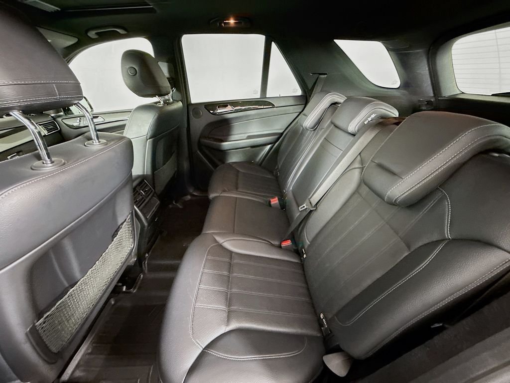 Used 2018 Black Mercedes-Benz GLE 350 image 25