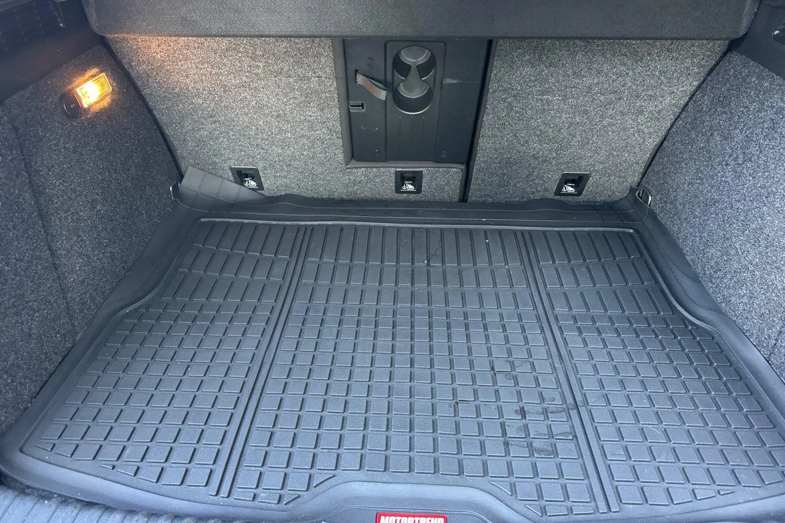 Used 2017 Pacific Blue Metallic Volkswagen SUV image 14