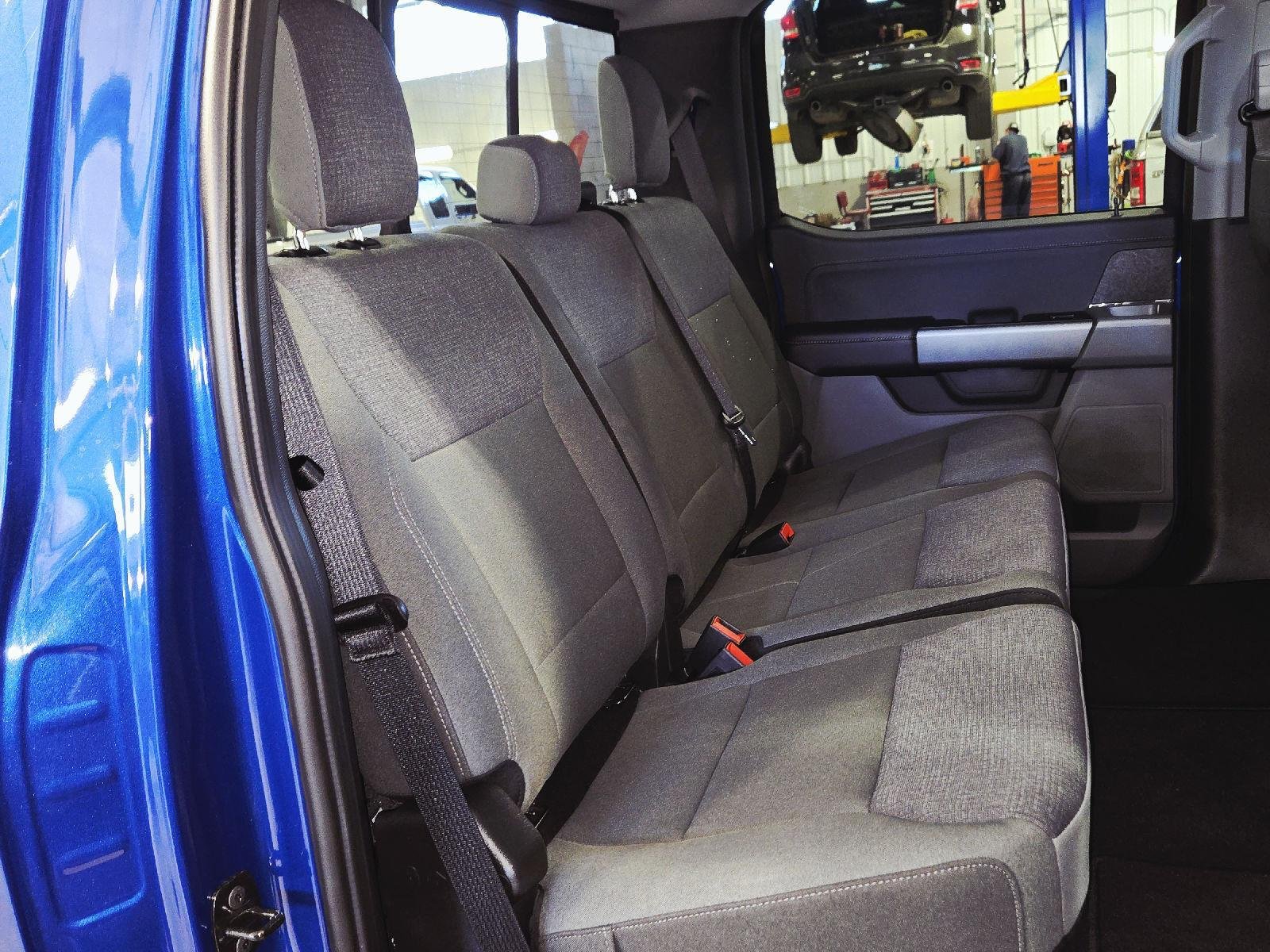 Used 2025 Atlas Blue FORD XLT image 54