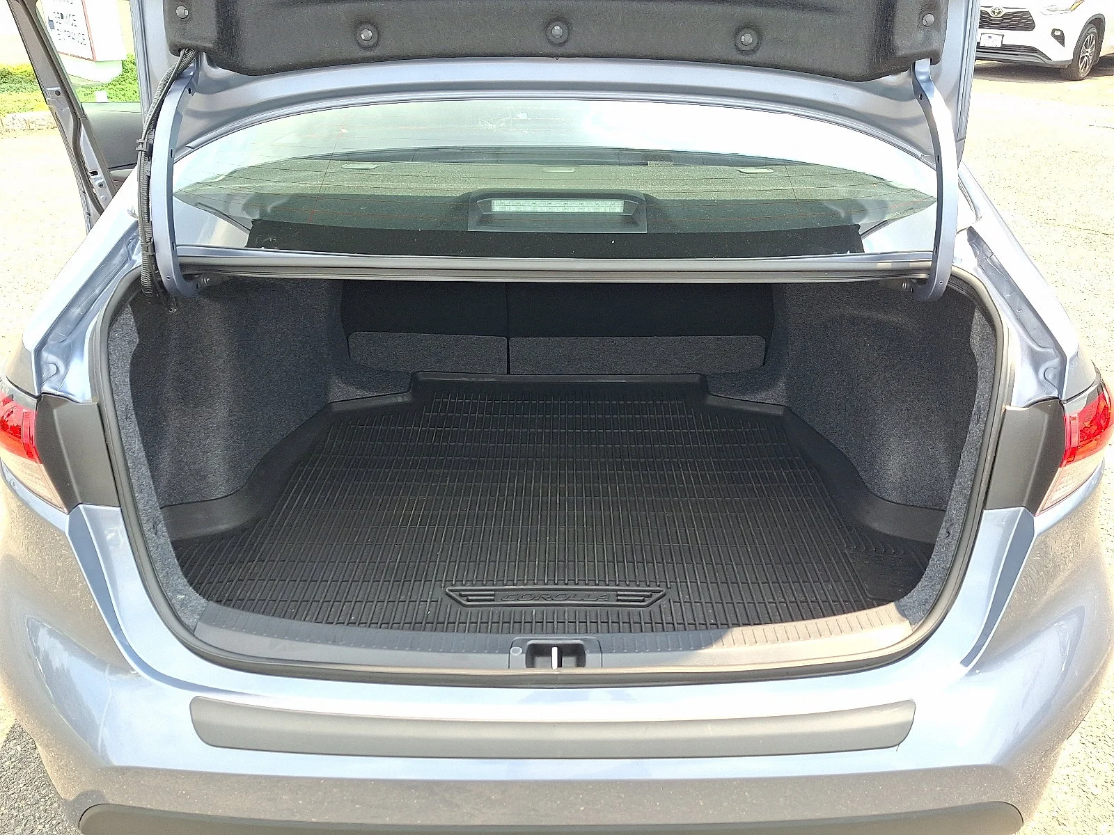 Used 2025 Celestite - 1K3 Toyota LE image 29