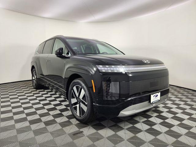 New 2026 Black Hyundai SEL image 7