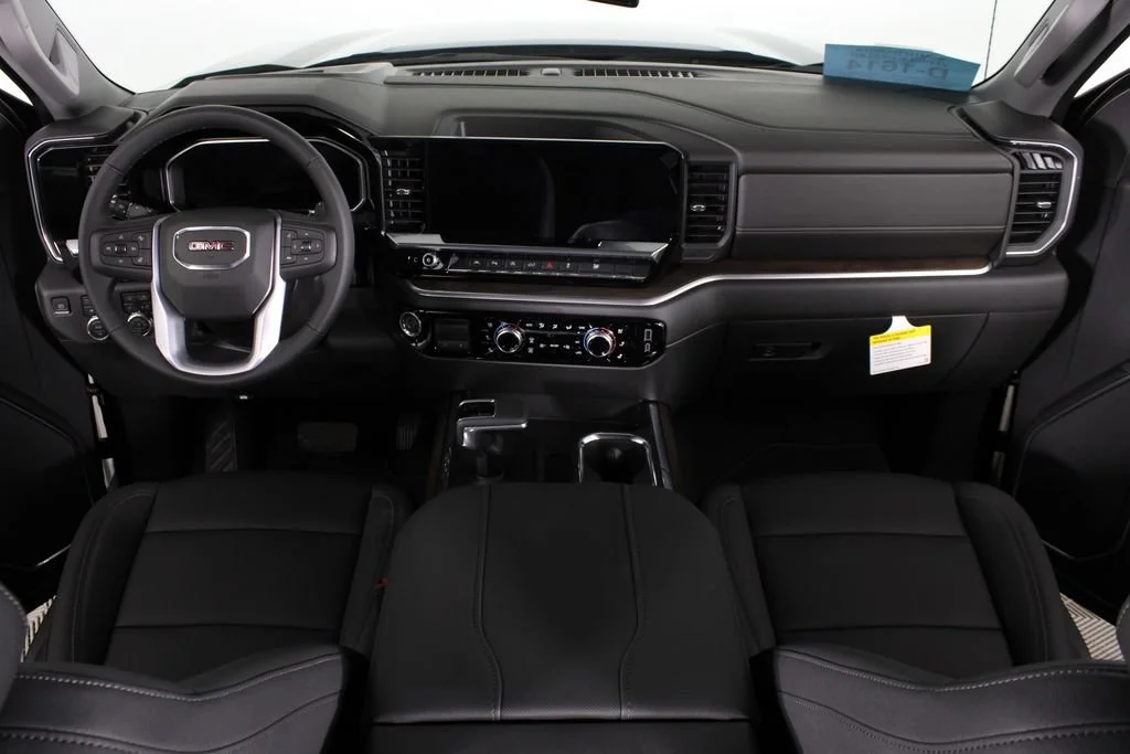 2026 GMC Sierra 1500 SLT - Photo 26