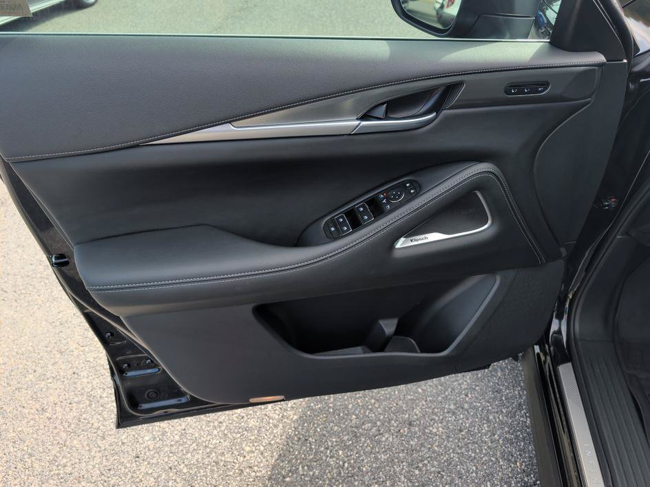 Certified Used 2026 Mineral Black INFINITI LUXE image 16