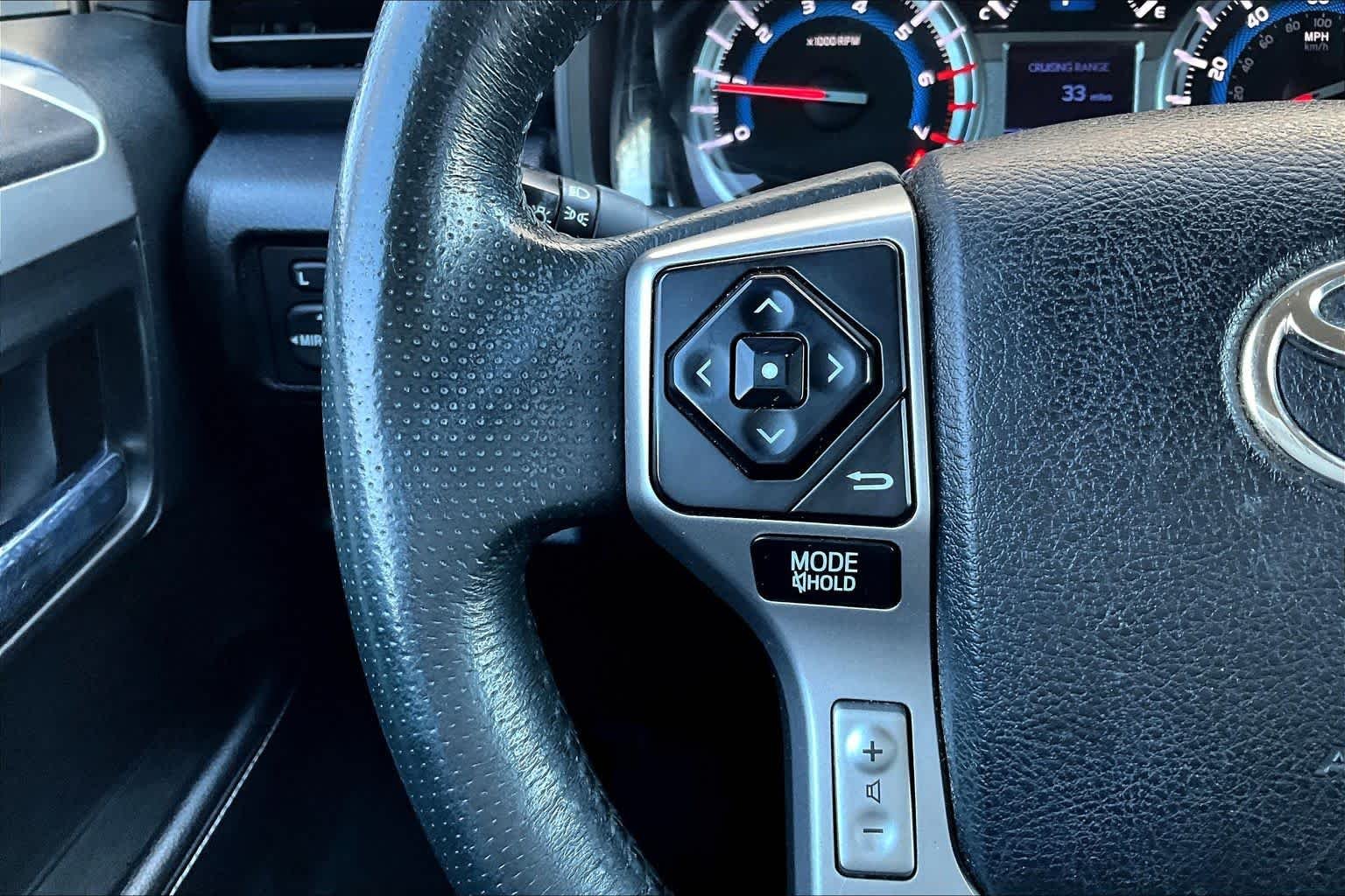 2016 Toyota 4Runner SR5 - Photo 24