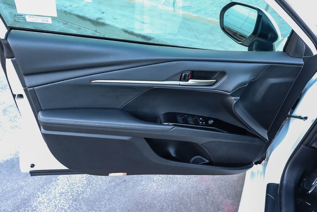 Used 2025 Pearl Toyota XSE image 23