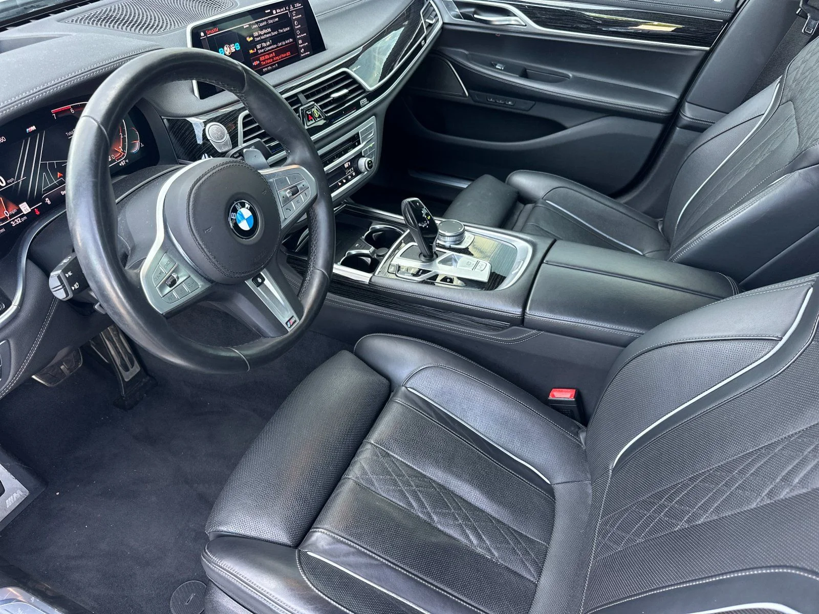 Used 2020 Alpine White BMW 750i xDrive image 9