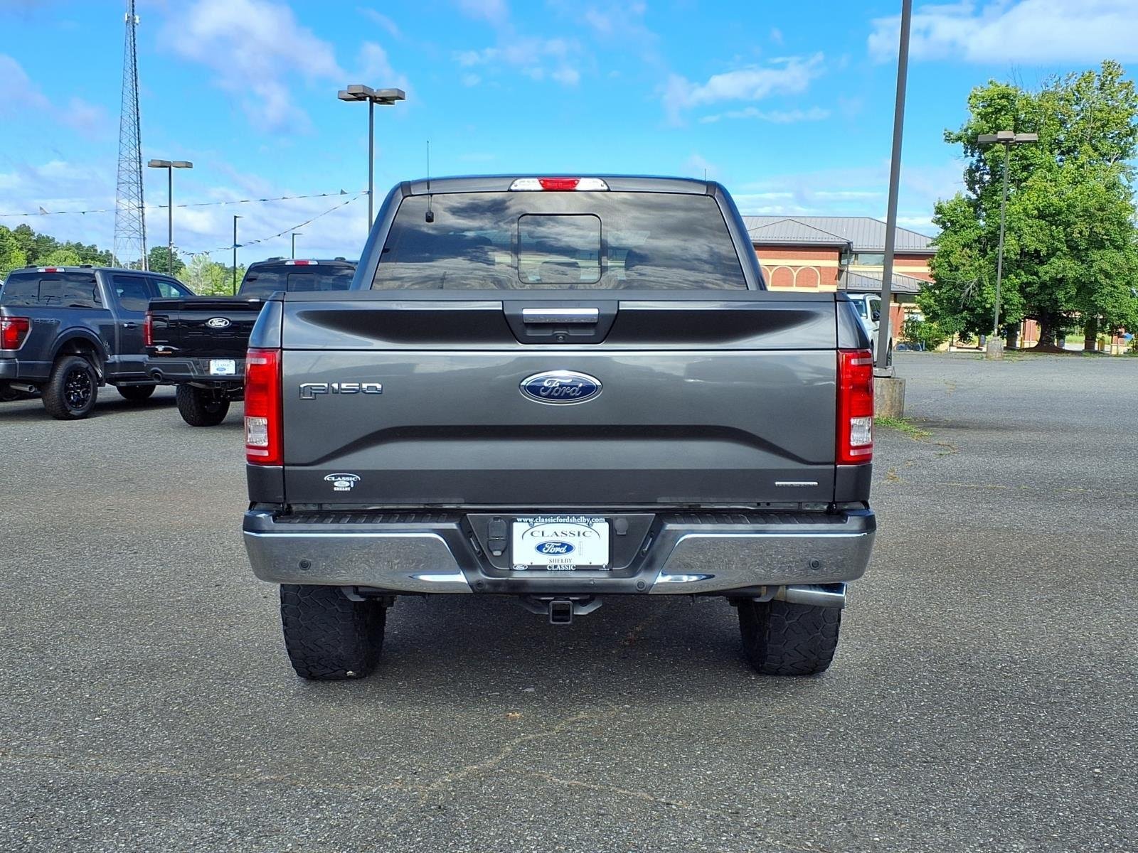 Used 2016 Lithium Gray Ford XLT image 9