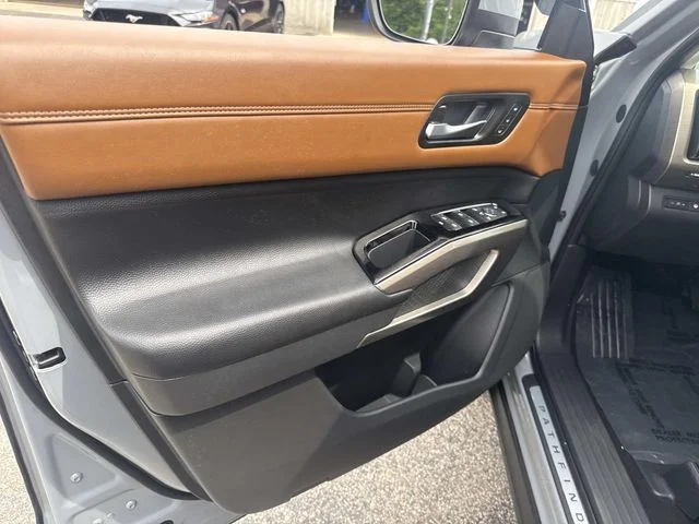 Used 2024 Gray Nissan Platinum image 20
