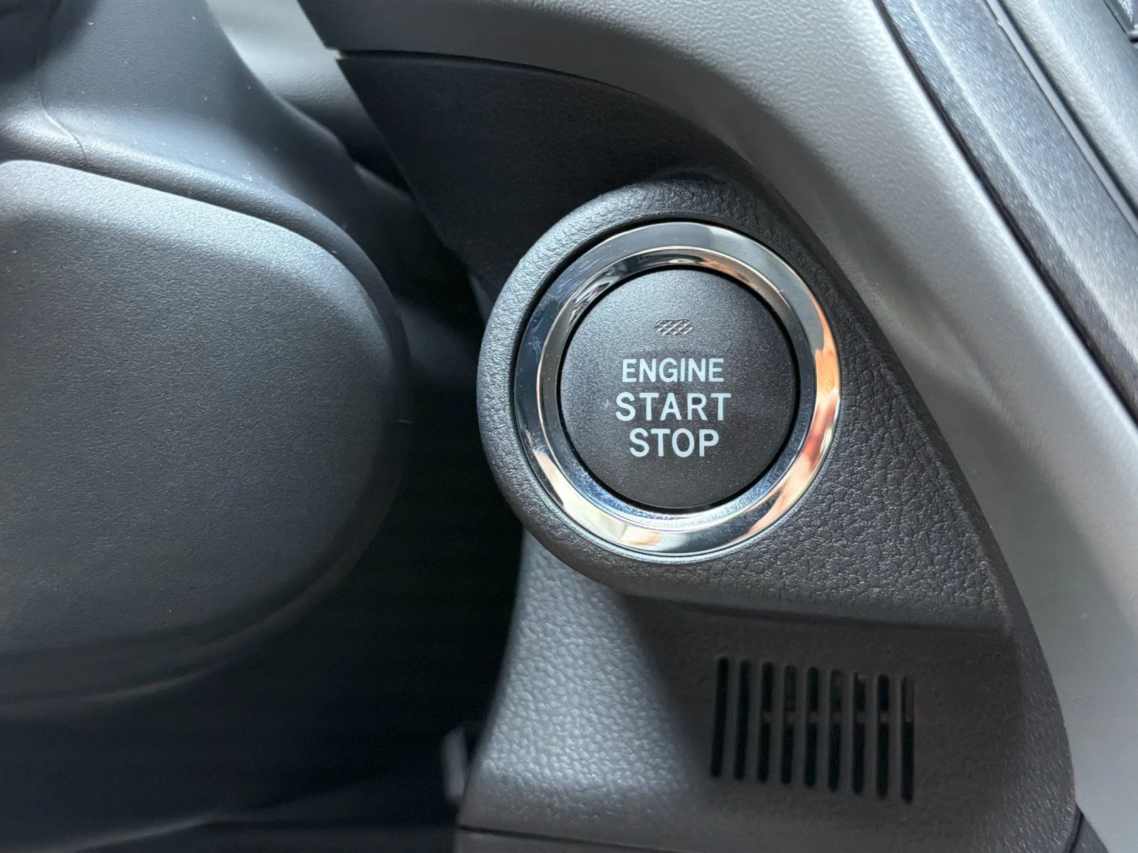 New 2026 MAGNETITE GRAY PEARL Subaru Limited Hybrid image 23