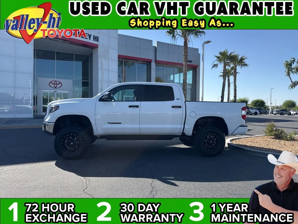 2016 Toyota Tundra SR5 4.6L Crew Max Short Bed's photo
