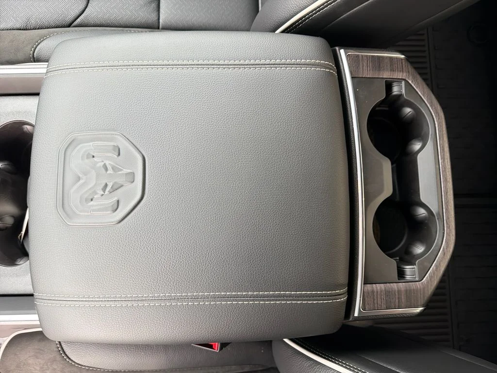 2026 RAM 1500 Laramie - Photo 25