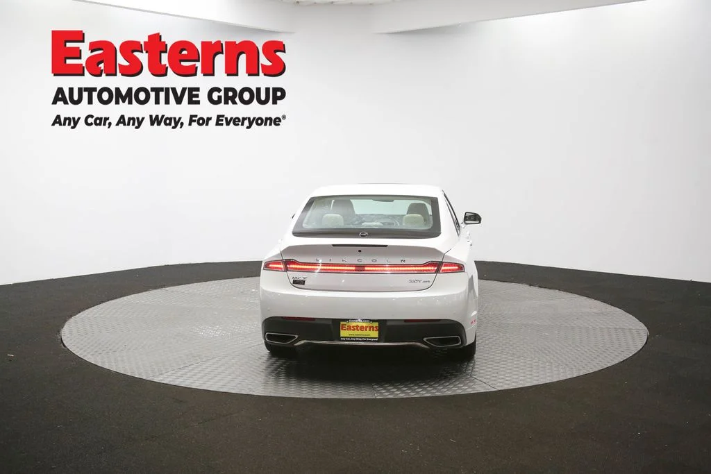 Used 2019 White Lincoln Reserve image 39
