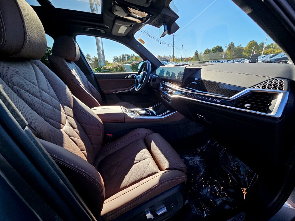 Certified Used 2026 Skyscraper Grey Metallic BMW xDrive50e image 17