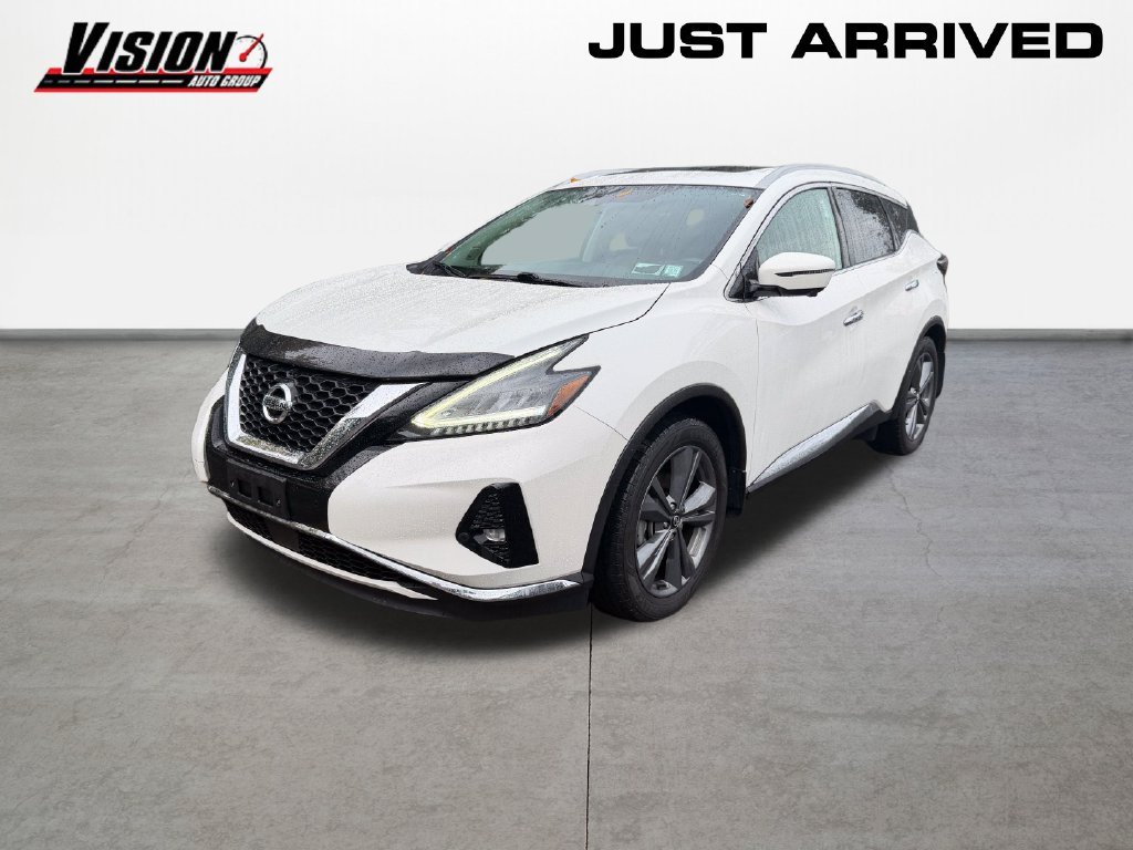 Used 2019 White Nissan Platinum image 1